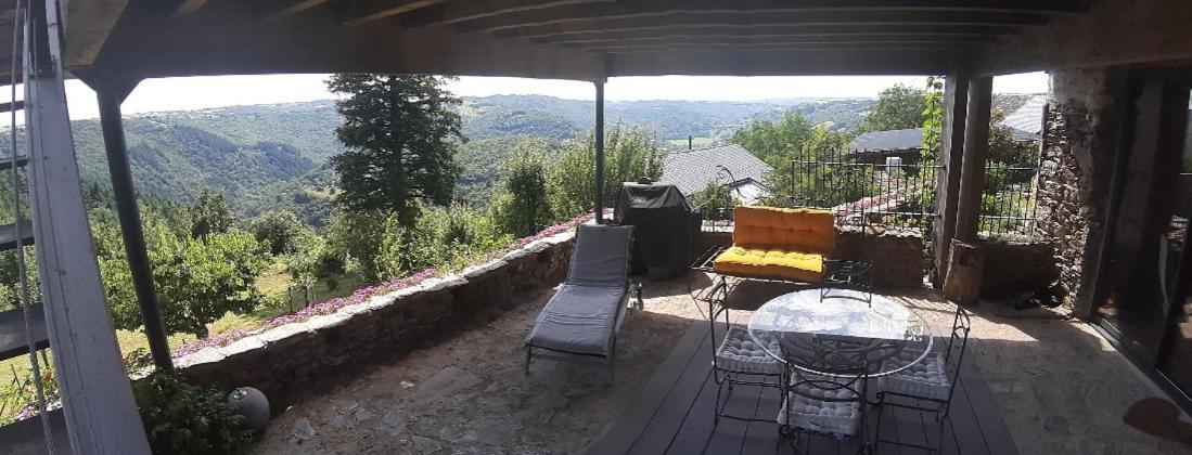 Louradou-Sur-Ciel Bed & Breakfast Jouqueviel Dış mekan fotoğraf